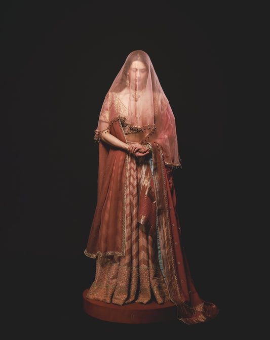 Kavya Ghaghra set in Pyaazi